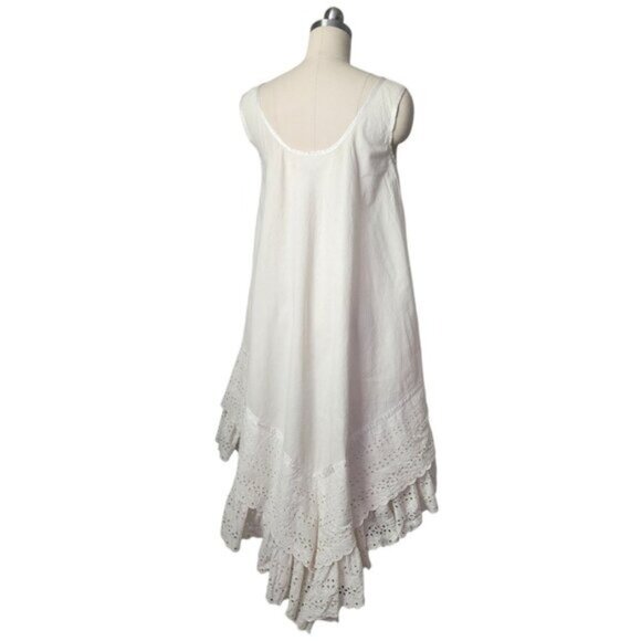 JOSEFA 70's Boho Bridal Eyelet Ruffle Folk Style Prairie dress with shawl/cape - Picture 4 of 16